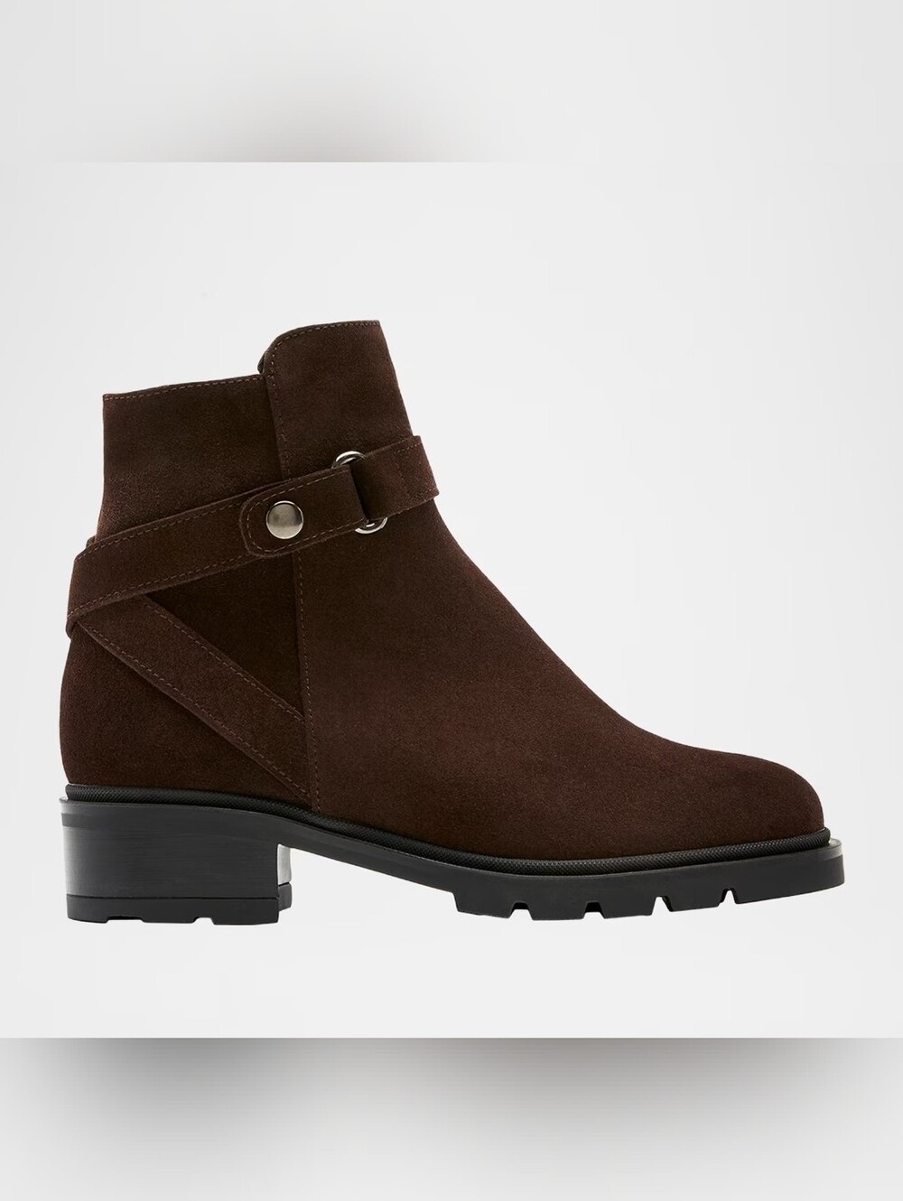 La Canadienne
Steven Suede Ankle Booties.